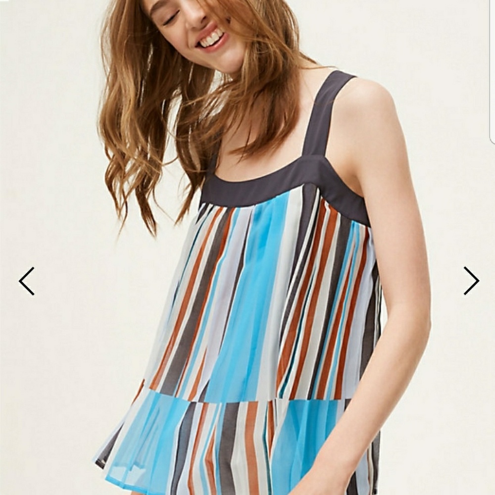 🌸🌼🌻 SOLD🌸🌻🌼 Loft Ann Taylor Tank